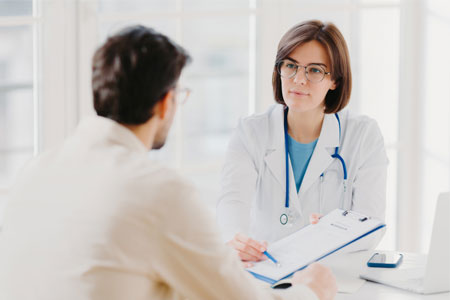 female-general-practitioner-Medical-Research-Facility-in-Tampa-&-Partner-for-Clinical-Trials
